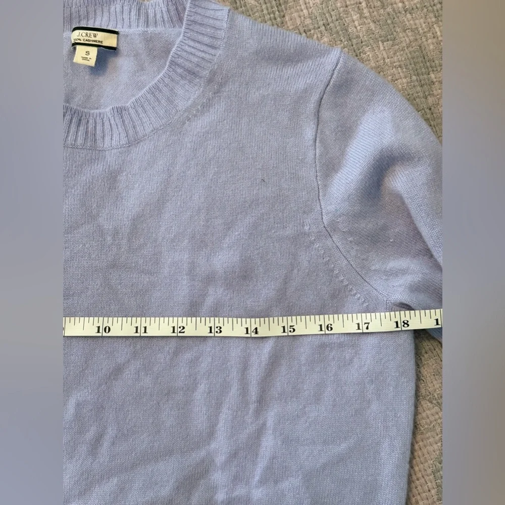 J. Crew Cashmere shrunken crewneck sweater 100% cashmere - Picture 4 of 4